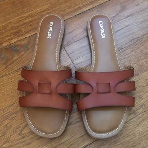 Express Cognac Leather Sandals